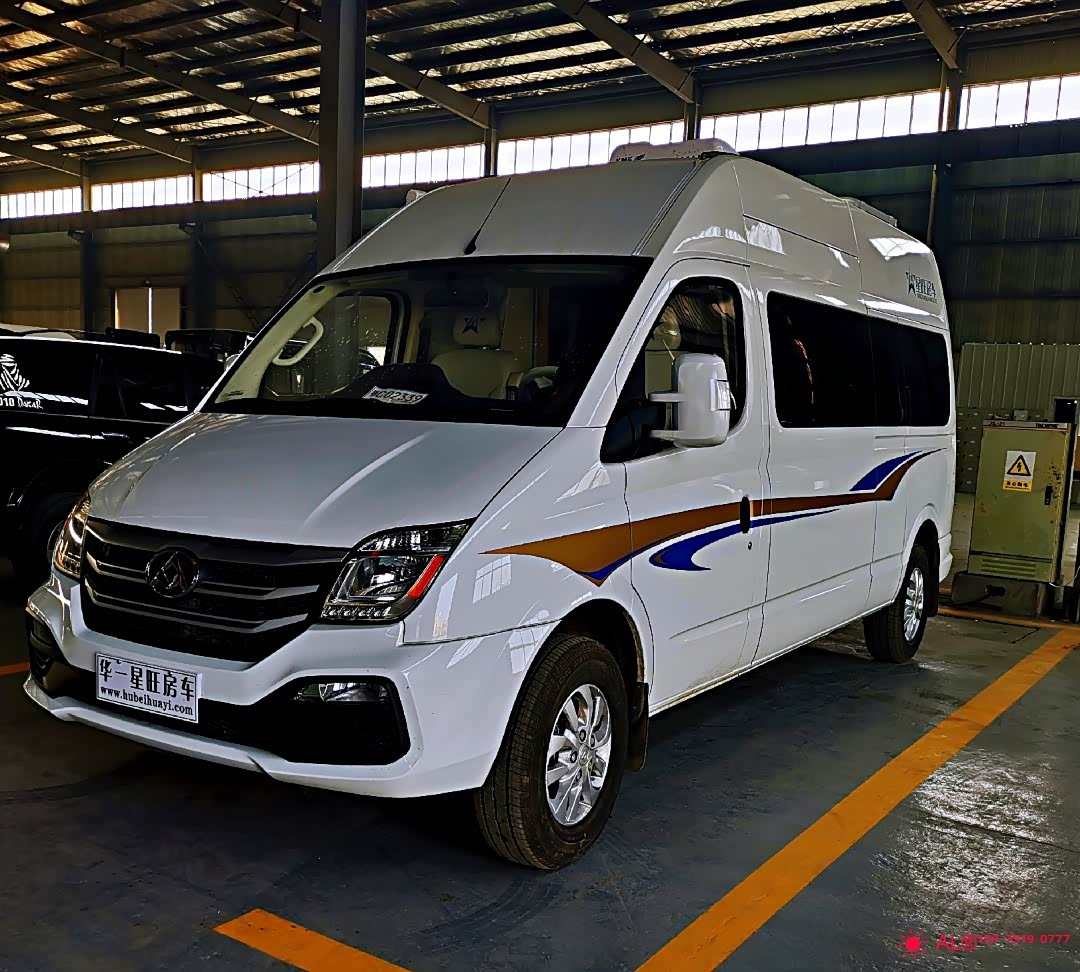 上汽大通v80旅居车