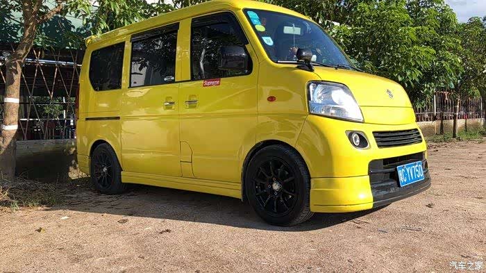 15周年手动档自动挡四驱车非常好开的微型车辆