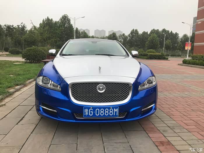 捷豹xjl改双拼色