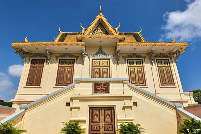 走访柬埔寨独立宫广场金边皇宫
