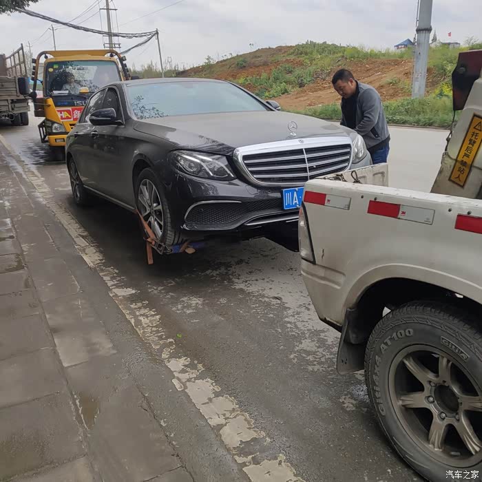 奔驰e级,新车质量好痛苦!崩溃