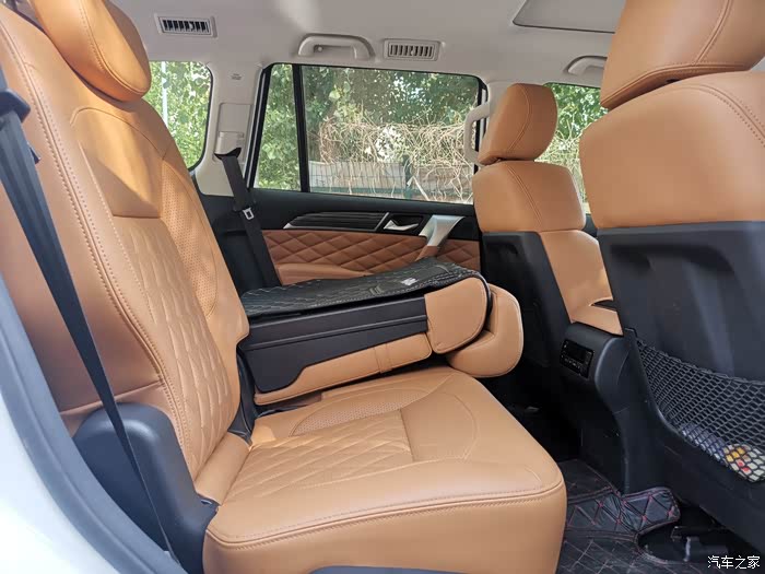 哈弗h9七座版空间展示