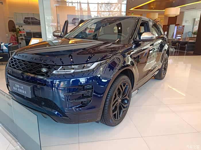 肯定波托菲诺蓝    白天看是蓝色 晚上看就是黑色   必须要选耀黑套件