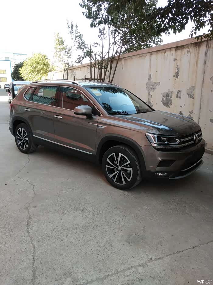 【图】颜色问题,金色棕色没有车吗?_途岳论坛_汽车之家论坛