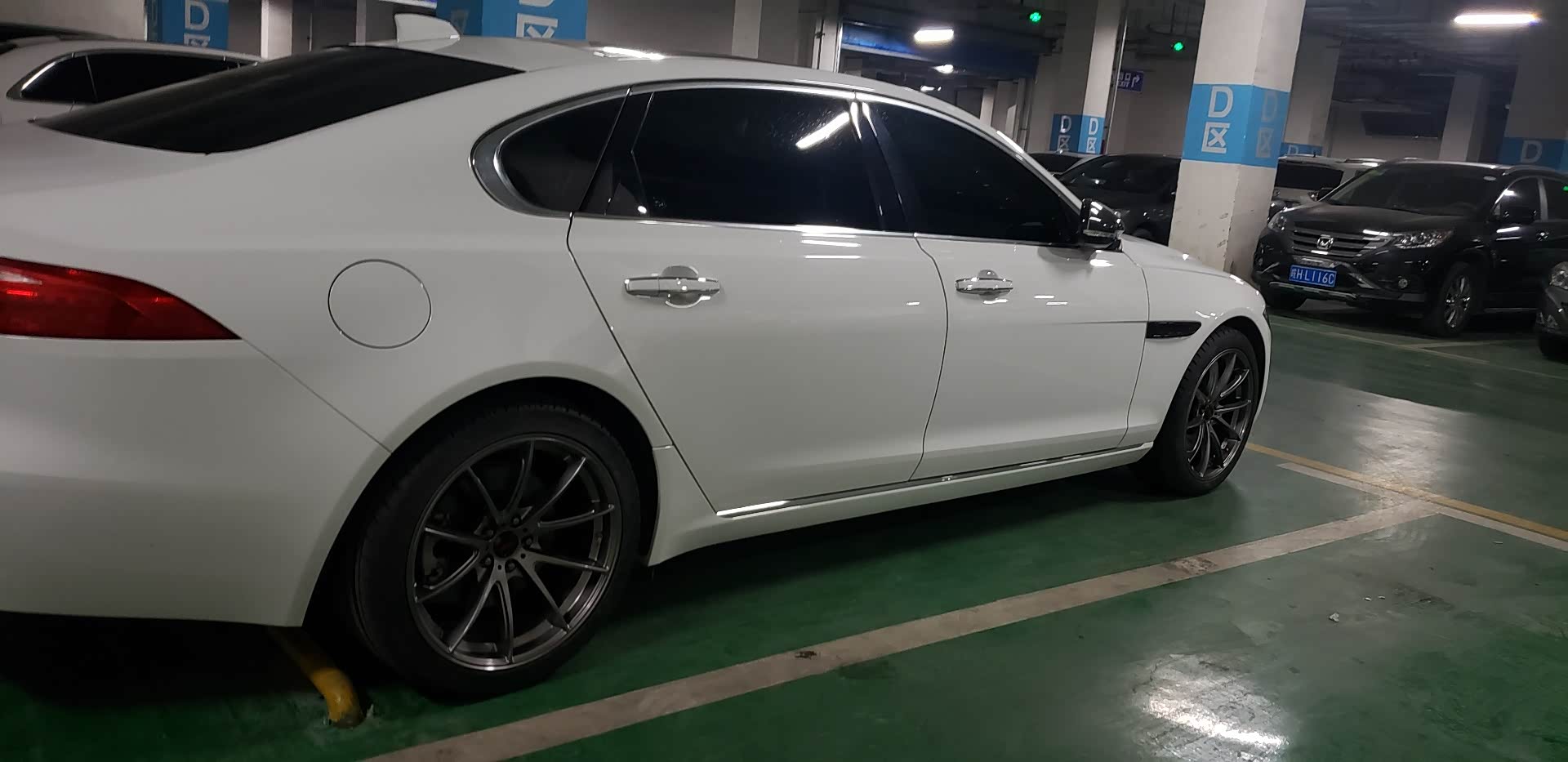 【图】白色xfl配什么颜色轮毂好看_捷豹xf/xfl论坛_汽车之家论坛