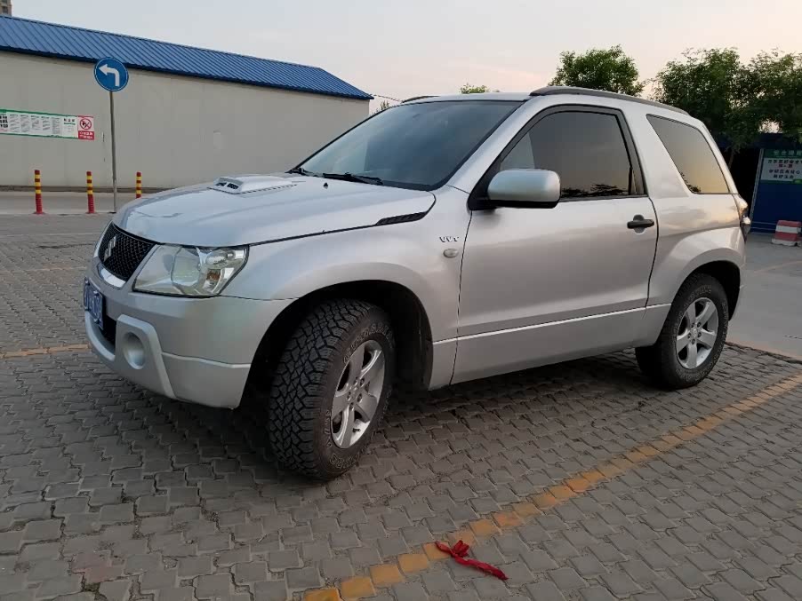 08年超级维特拉三门