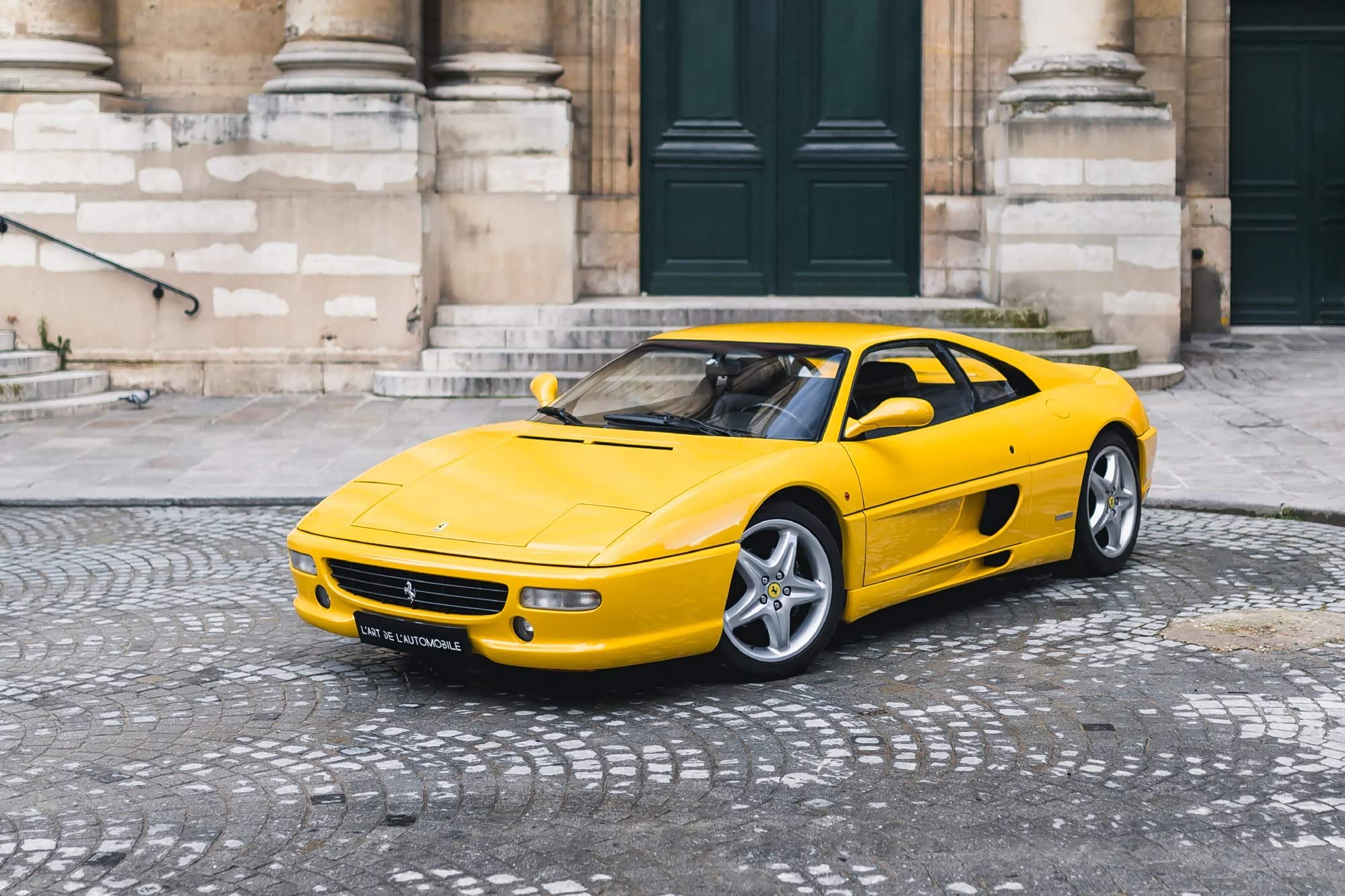 ferrari f355风采依旧.
