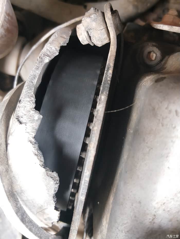 帮忙看看正时皮带有没有问题_乐驰论坛_汽车之家论坛