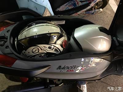 终于提车了,比亚乔2020款medley s埋地雷