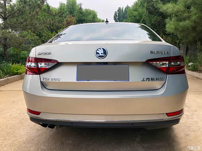 一切都来的刚刚好斯柯达速派2018款tsi280dsg舒适版