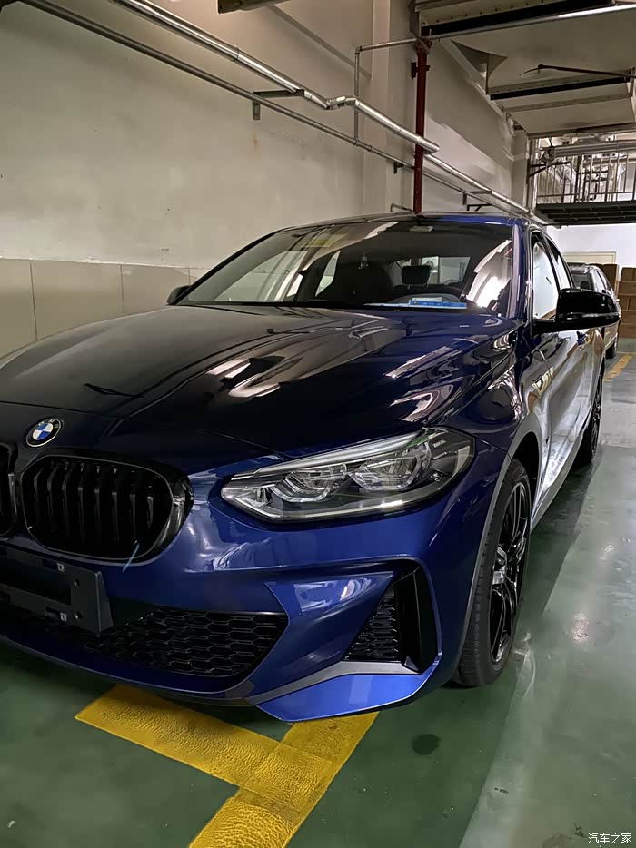 1205 | 回复: 12 宝马1系论坛 选125i.