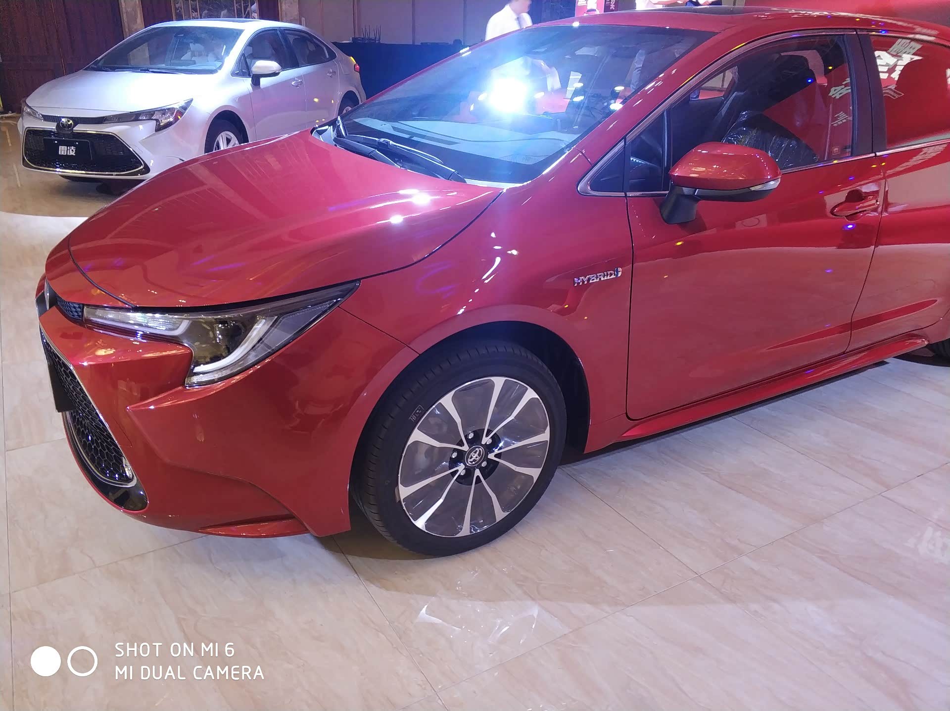 【图】求2019款赤焰红实车照片_雷凌论坛_汽车之家论坛