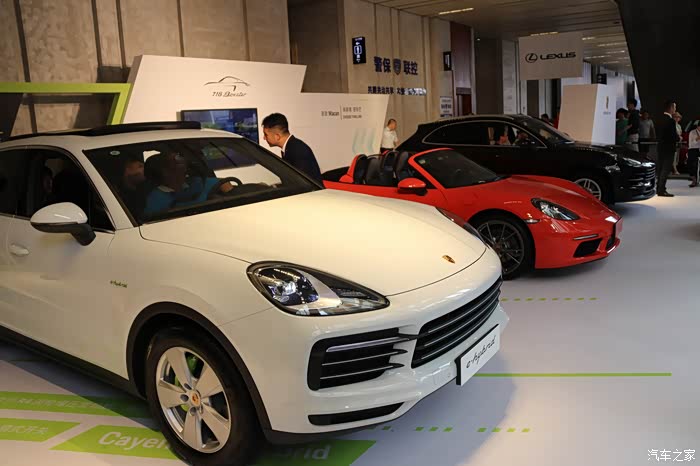 你好2021万里自驾游览海南岛34参观三亚红树林国际车展