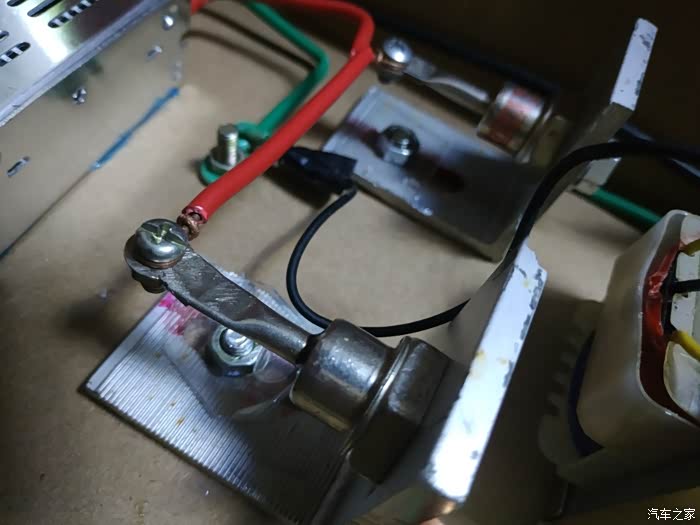 自制一个电瓶充电器