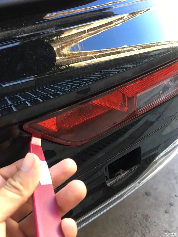 更换led倒车灯后续