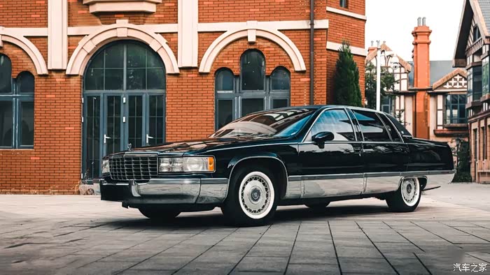 百年格调豪华凯迪拉克fleetwood