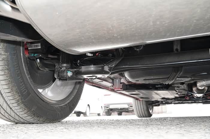 求缤越底盘照片如例图