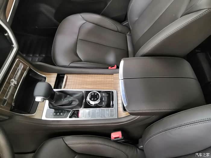 他日若遂凌云志,敢笑黄巢不丈夫