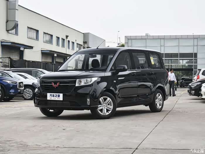 改装五菱宏光plus不然瞎了这个外观哈哈