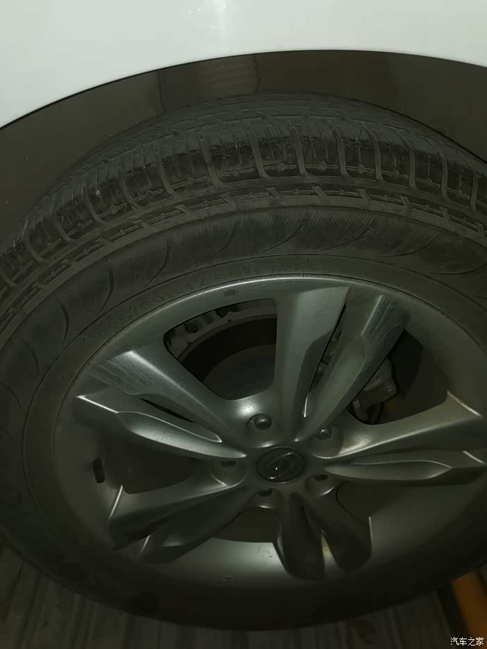 【图】大神看看我的轮胎该换不_北京现代ix35论坛_汽车之家论坛