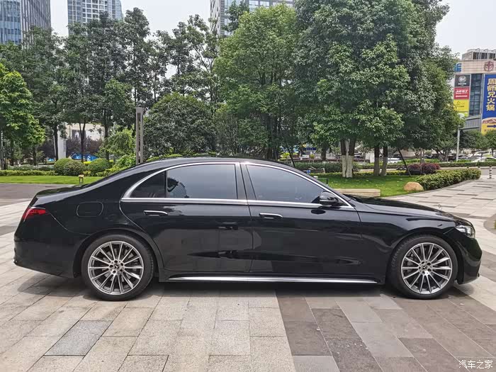 出21年奔驰s级s450l4matic