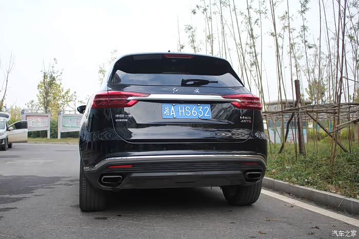 与红旗hs5的新年第一次出行2022一路长虹