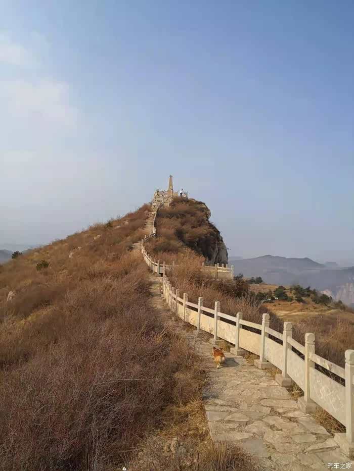 三月爱车征帖阳春三月陪老爸走花壶公路游览金灯寺小西天