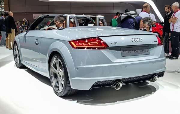 2019款奥迪tt整体延续家族式设计风格