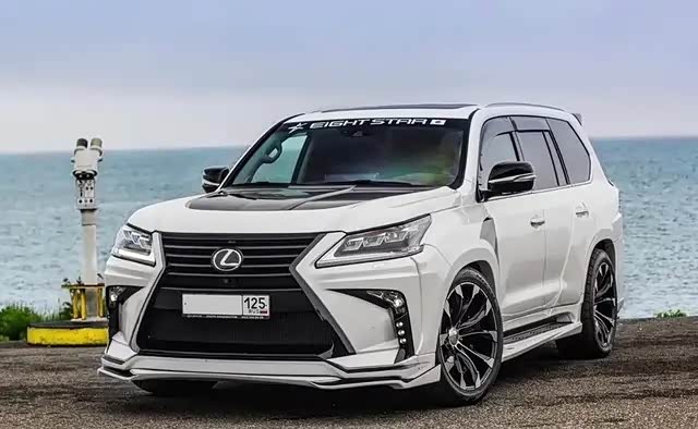 雷克萨斯lx570改装案例:宽体包围运动款轮毂