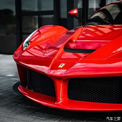一匹红色法拉利ferrari laferrari [赞]