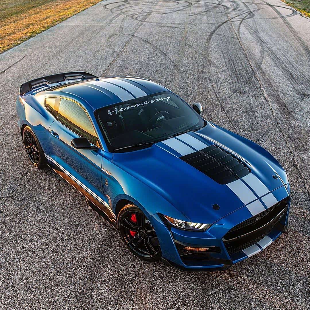 福特野马shelbygt500看起来很暴力