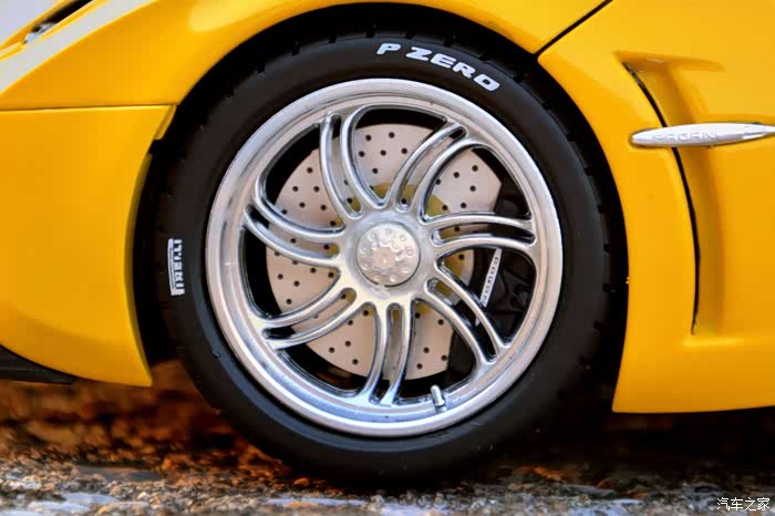 【模述car】no.5 来自意大利的风神-帕加尼-huayra