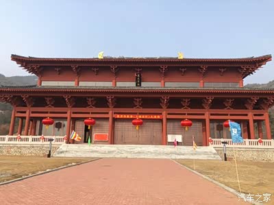 蕴藏着隐匿于繁华中的一抹宁静之色金井寺