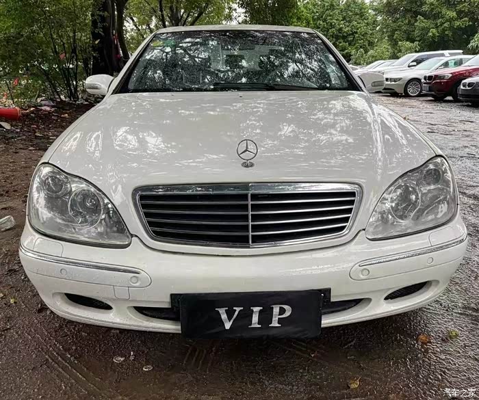 经典老车02款奔驰s320