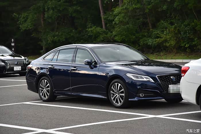 15代皇冠申报图,请一汽领导们看看.