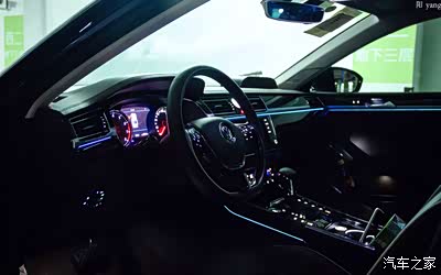 体验低调内敛下豪华的辉昂