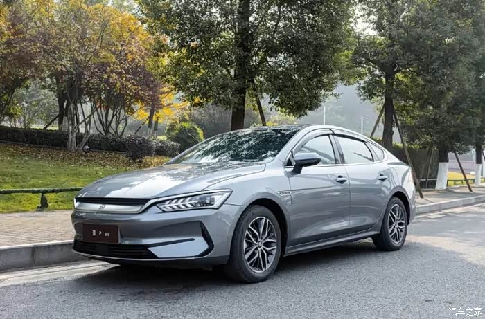 到店试驾比亚迪秦plusev