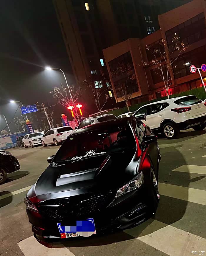 布加迪威朗外饰改装黑武士