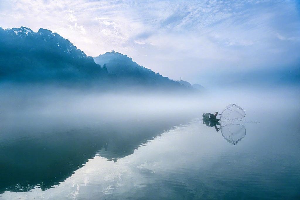 小舟從此逝·江海寄餘生