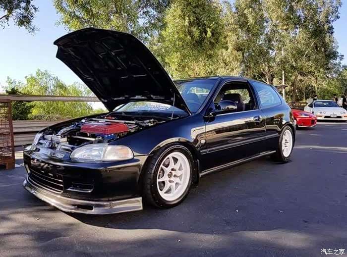 黑色五代本田思域egsi干干净净的性能范儿精神小伙