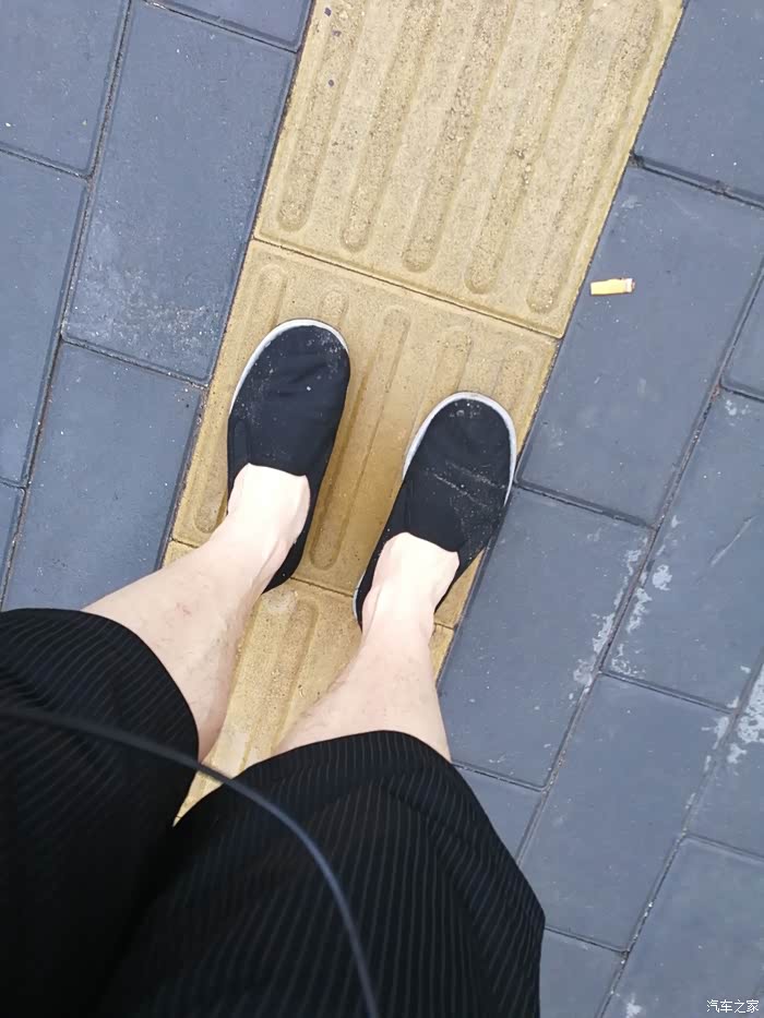 青岛买的布鞋还不错