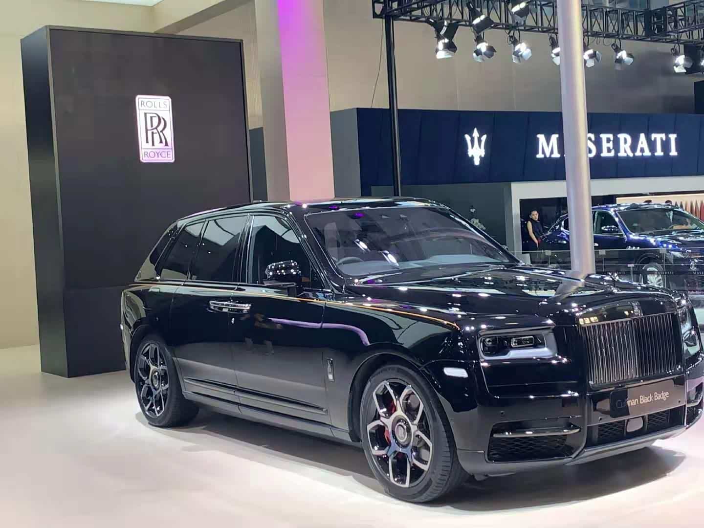 劳斯莱斯好看吗,百万级的豪车,就是这么牛啊