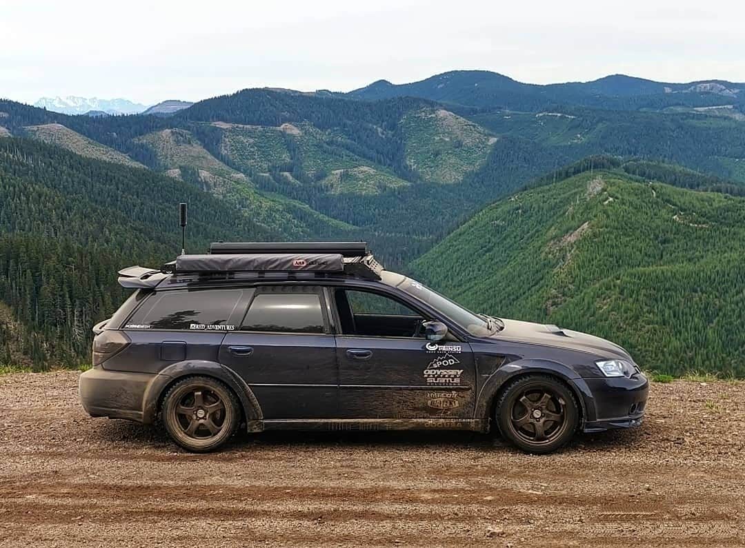 斯巴鲁力狮旅行版,水平对卧发动机配全时四驱,玩起来野性十足!