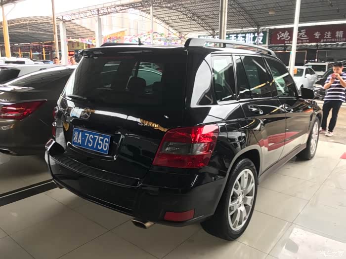 请问大家2010款的glk300有4ets技术吗