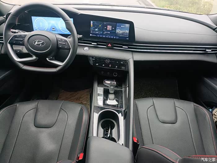 北京现代伊兰特高配20周年纪念版