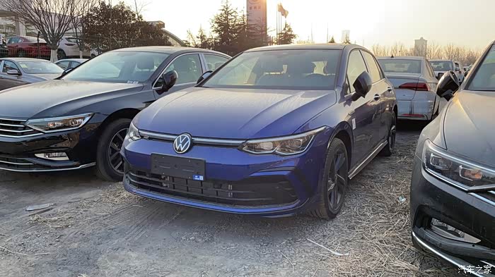 【图】今天打算去订车了,高8rline蓝色_高尔夫论坛_汽车之家论坛