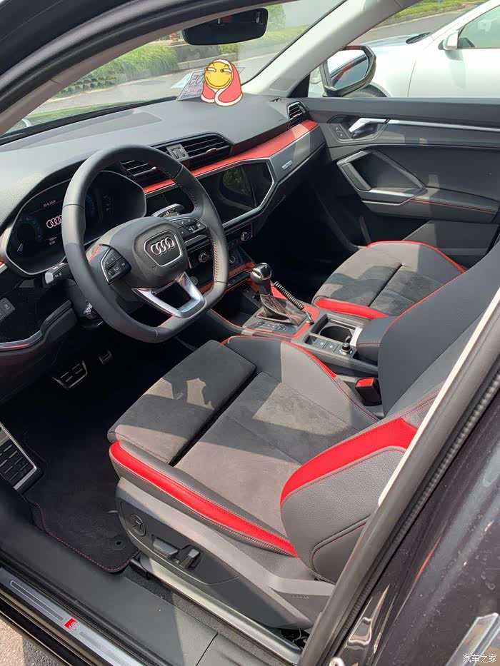 0t 天云灰黑红内饰提车作业~坎坷买车之路~_奥迪q3论坛_汽车之家论坛