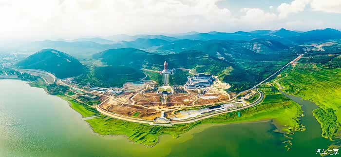 小逸带我游曲阜尼山