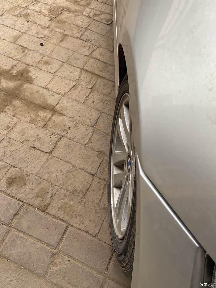 宝马e90三系 前轮外倾