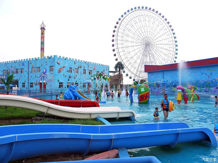 放肆一夏来到海上明珠乐园享受水世界的清凉